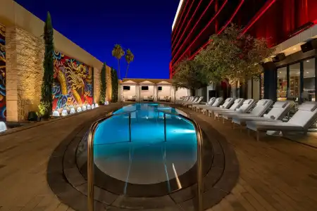 The Ahern Luxury Boutique - 12