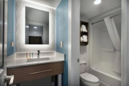 Breakers Resort - 234