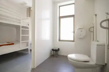Factory Hostels Barcelona - 9