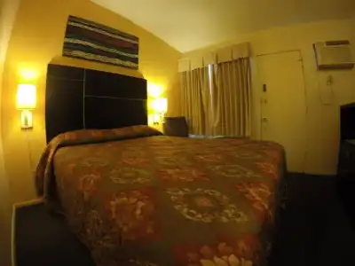 Indio Holiday Motel - 20