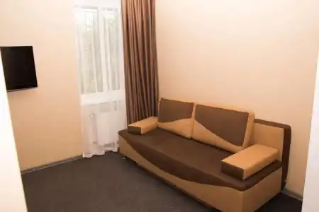 Yuzhnyij Dvorik Apart-Hotel - 86