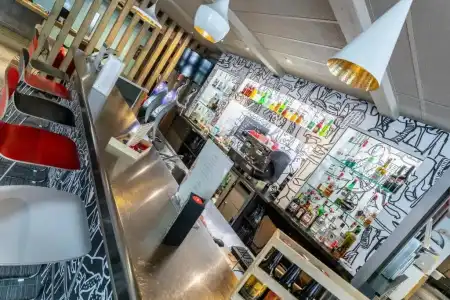 ibis Bourges - 16