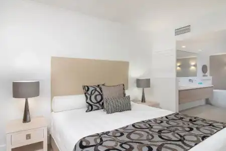 Mandalay Luxury Beachfront Apartments - 107
