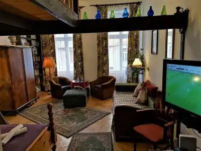 Locomotive Hostel - 15