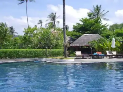 Hutcha Resort Samui - 10