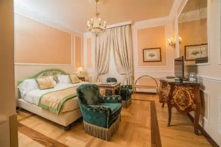 Bernini Palace - 3
