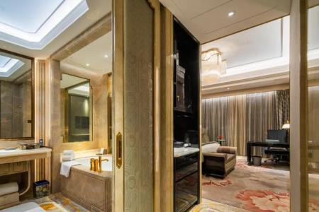 Wanda Reign Chengdu - 43