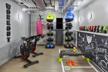 Moxy Lausanne City - 18