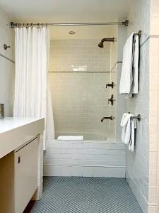Le Petit Pali Brentwood West Los Angeles - 47