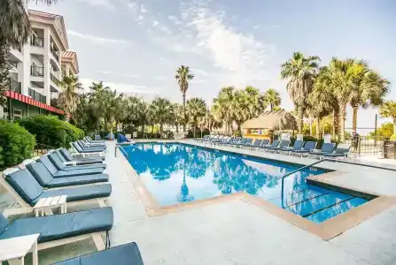 Harborside at Charleston Harbor Resort and Marina - 9