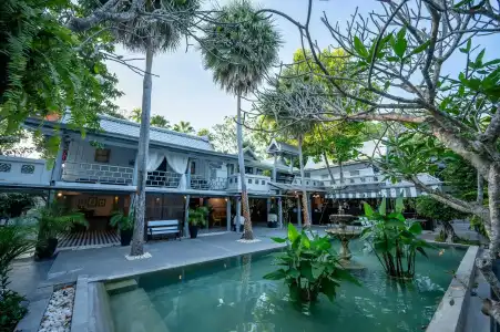 Zantiis Ndol Villas - 19