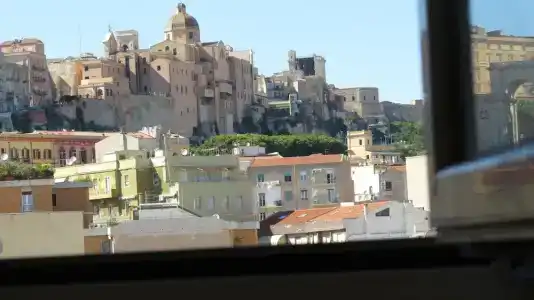 Luna Rossa Roma Guest House - 12