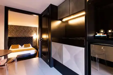 Unica Suites Rome - 74