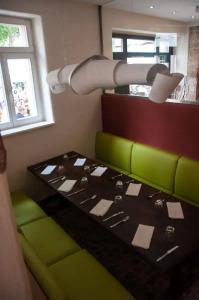 Hotel-Restaurant 1735 - 9