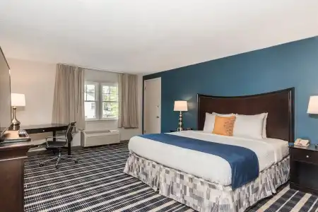 Rockport Inn And Suites - 35