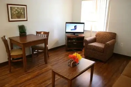 Affordable Suites Charlottesville - 27