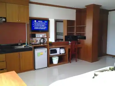 Green Harbor & Service Apartment - 82