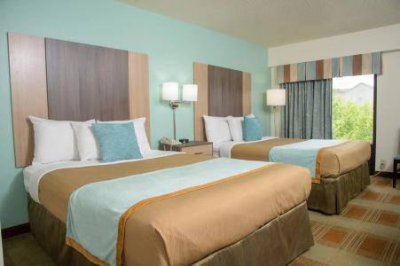 Pigeon River Inn - 6