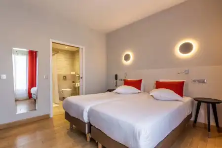 Kyriad Saint Malo centre Plage - 228