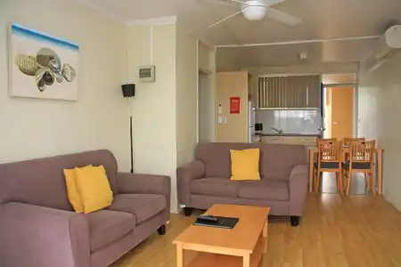 Waterview Holiday Apartments - 21