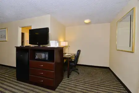 Quality Inn & Suites Vancouver - Hazel Dell - 33