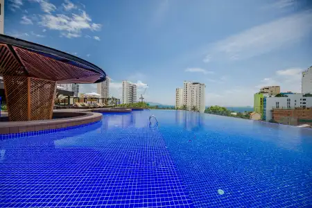 Quinter Central Nha Trang - 13