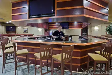DoubleTree by Hilton - 26
