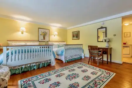 Wilburton Inn - 65