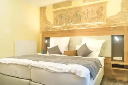 & Restaurant Sparta - 97