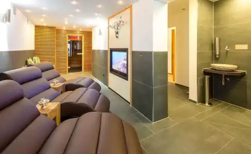 Boutique-Bayerischer Hof - 7
