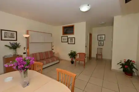 Miramare Residence Guest House - 123