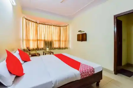 OYO 78478 Siddhi Vinayak - 12