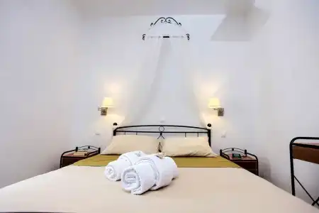 Anemonisia Deluxe Apartments & Mesonettes - 124