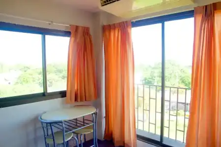 Sichang Shine Khao Resort - 94