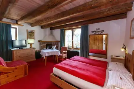 Historic La Stua - 5