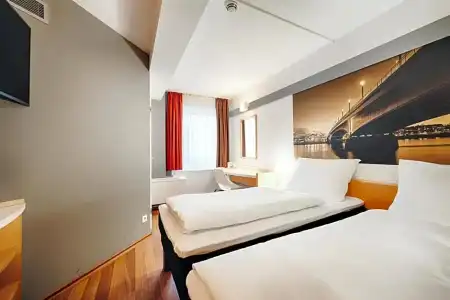 B&B Bonn-City - 47