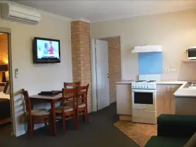 Begonia City Motor Inn - 15
