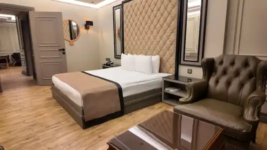 Lala Grand - 54