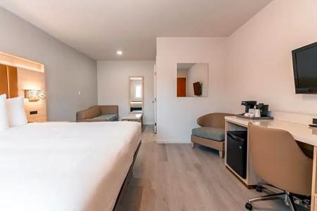 Inn on Broadway - 34