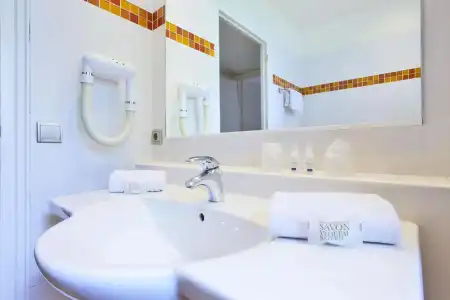 Kyriad - Tours Centre - 8