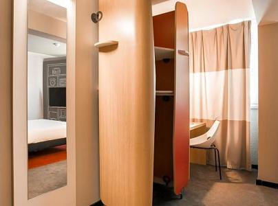 ibis Avignon Sud - 65