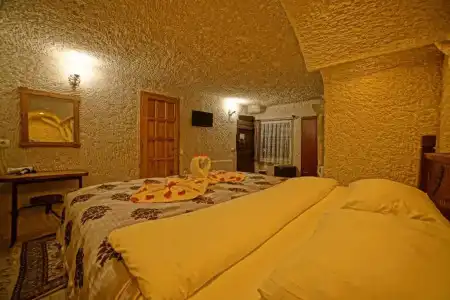 Melek Cave - 79