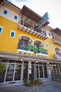 JC Guesthouse - 12