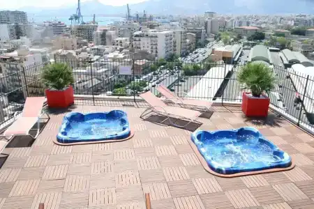 Astoria Palace - 15