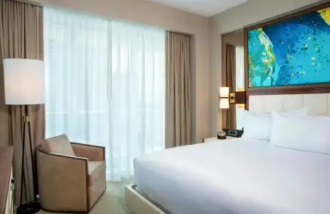 Conrad Fort Lauderdale Beach - 4