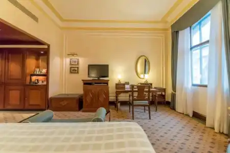 The Oberoi Grand Kolkata - 81