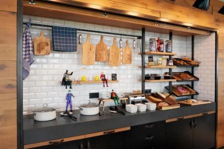 Moxy Cologne Bonn Airport - 7