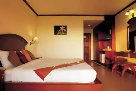 Lanta Casuarina Beach Resort - 55