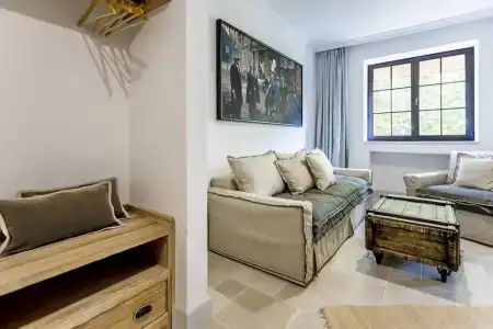 Castro Mesembria Boutique - 26