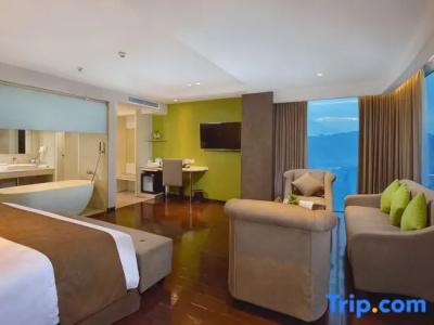 Platinum Adisucipto & Conference - 80